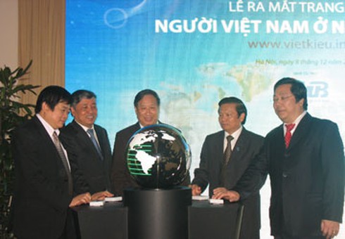 Hội nghị lãnh đạo các tổ chức người Việt Nam ở nước ngoài