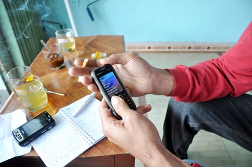 Gặp người gửi 11.000 tin nhắn bầu chọn cho vịnh Hạ Long