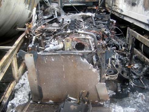 TNGT nghiêm trọng gây tắc QL1A qua hầm Hải Vân