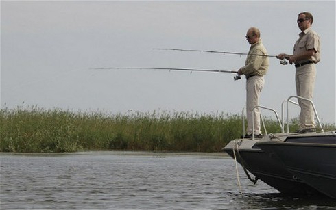 Putin sẵn sàng cho cuộc đua trở lại điện Kremlin