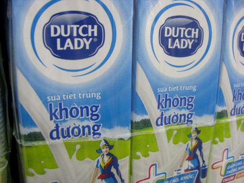 “Loạn” tên sữa nước