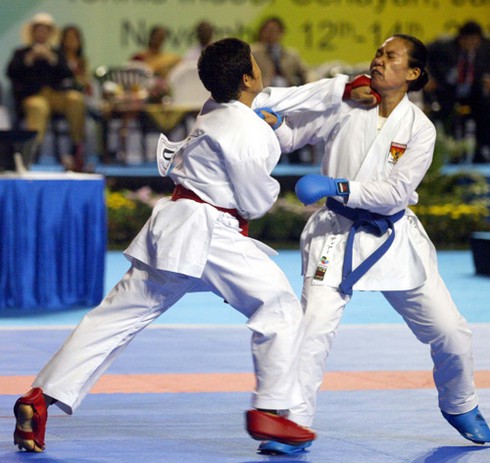 Thạch Thị Trang được báo chí Indonesia ca ngợi