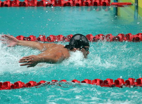 'Kình ngư tuổi teen' Hoàng Quý Phước mang về HCV thứ 56 cho VN