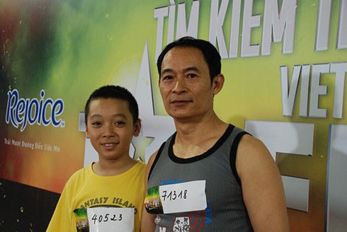 Cậu bé gây `sốt` với `My heart will go on` thi Vietnam's Got Talent