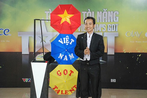 Cậu bé gây `sốt` với `My heart will go on` thi Vietnam's Got Talent