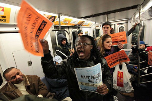 Đụng độ trong `Ngày hành động` ở phố Wall