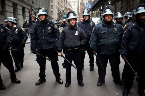 Đụng độ trong `Ngày hành động` ở phố Wall