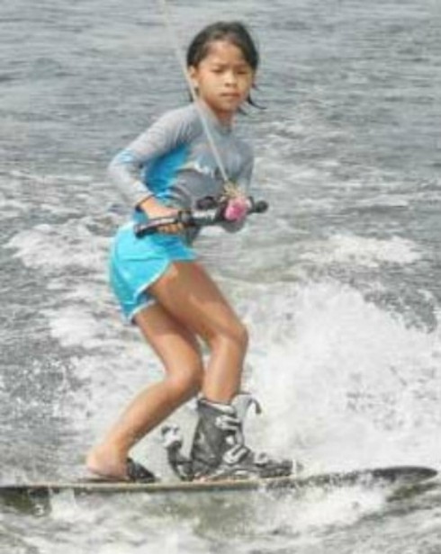 VĐV 8 tuổi lập kỷ lục giành HCV SEA Games 26