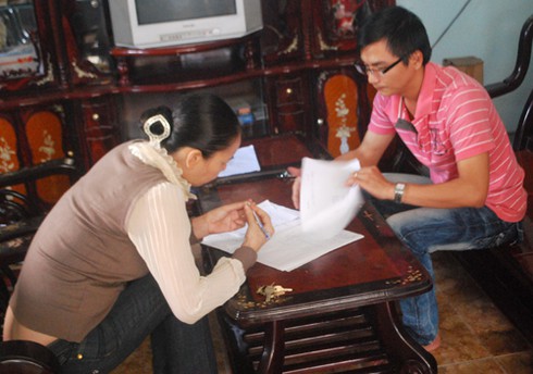 Đà Nẵng: Phát hiện vết máu nghi của tên cướp tiệm vàng