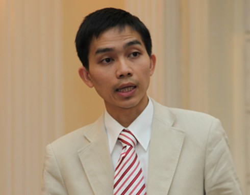 Nuông chiều ngân hàng yếu?