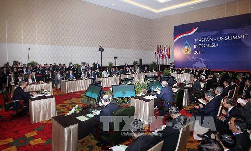 Thủ tướng dự họp cấp cao giữa ASEAN và các nước lớn