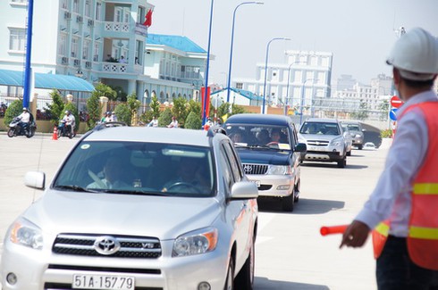 Hồ hởi ngày đầu qua hầm Thủ Thiêm