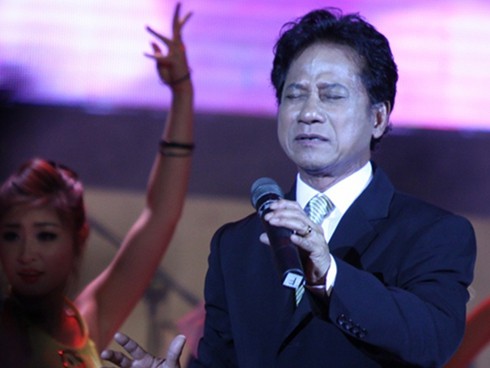 Chế Linh sẽ sớm biểu diễn trở lại