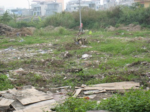 Từ Liêm: Hơn 10 nghìn m2 đất thu hồi rồi bỏ hoang