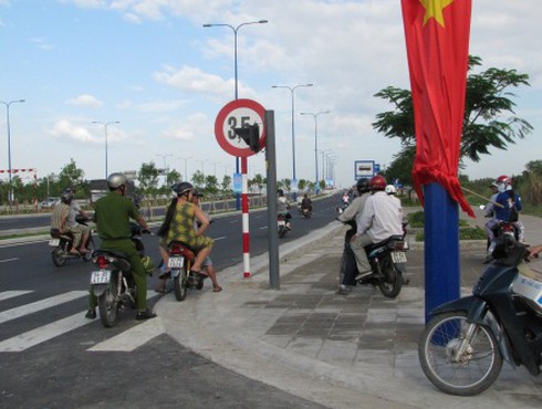 Bỡ ngỡ khi qua hầm Thủ Thiêm