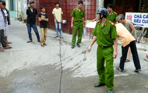 Đà Nẵng: Một công nhân rơi từ tầng 7 xuống đất