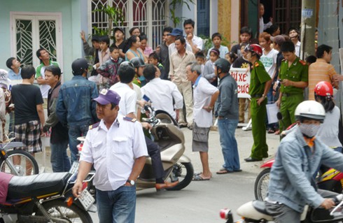 Đà Nẵng: Một công nhân rơi từ tầng 7 xuống đất