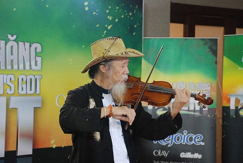 “Nghệ sỹ Violon đường phố” 72 tuổi thi VN's Got Talent