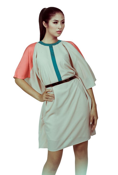 Hoa hậu Ngọc Hân khoe tài thiết kế