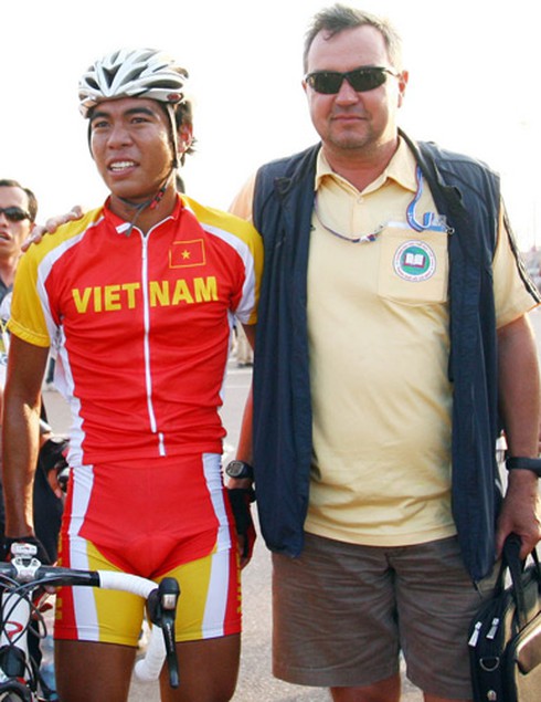 Thất bại tại SEA Games, đội xe đạp loại vô thời hạn 1 cua-rơ