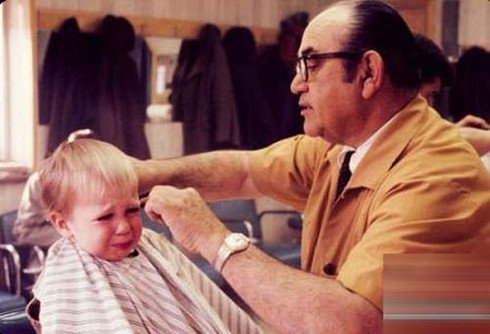 Hốt hoảng như các `thiên thần` cắt tóc