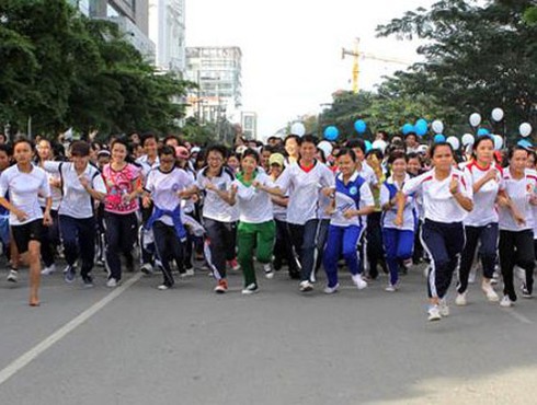 Hơn 16.570 sinh viên tranh giải Việt dã