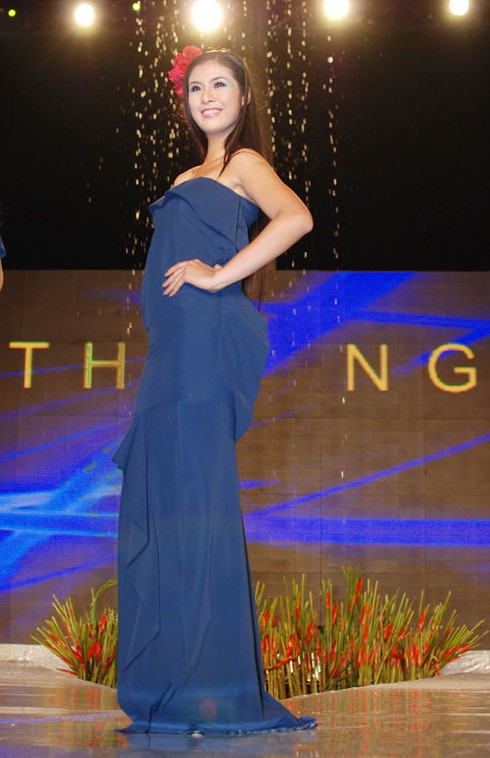 Ngọc Hân - Thùy Dung: 'Mỗi người một vẻ' khoe sắc