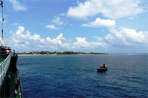 Nam Yết - đảo xanh bên ánh thép