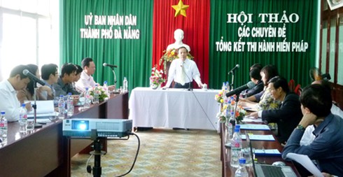 Đề xuất hình thức sở hữu tư nhân và tập thể về đất đai