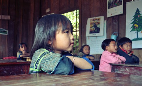 Cực khổ gieo chữ trên Mù Cang Chải