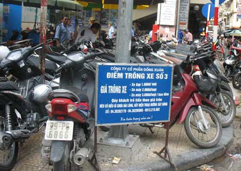 Hà Nội: Gửi xe là bị `chặt, chém`