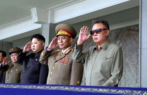 Chủ tịch Kim qua đời, Nhật- Hàn đặt tình trạng báo động