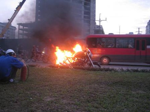 Cục Đăng kiểm `chốt` 3 nguyên nhân xe cháy