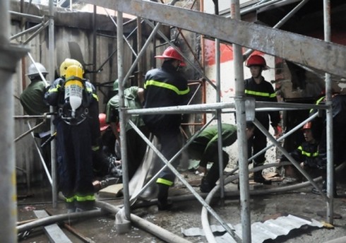 Đà Nẵng: Cháy lớn ở vũ trường Phương Đông