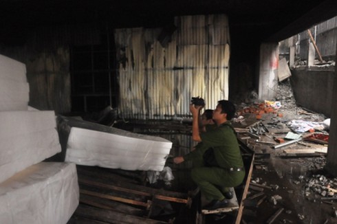 Đà Nẵng: Cháy lớn ở vũ trường Phương Đông