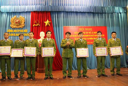 Kinh hoàng cháu ruột dùng chày giết bác