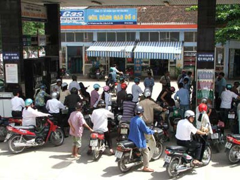 Điện, xăng vẫn cần Nhà nước quản lý giá