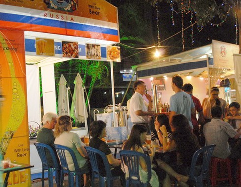 Tưng bừng Lễ hội “TP. HCM đón chào năm mới 2012”