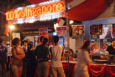 Tưng bừng Lễ hội “TP. HCM đón chào năm mới 2012”