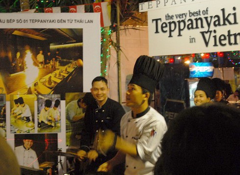 Tưng bừng Lễ hội “TP. HCM đón chào năm mới 2012”