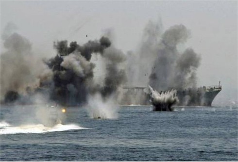 Iran cảnh cáo: `không để một giọt dầu lọt qua Hormuz`