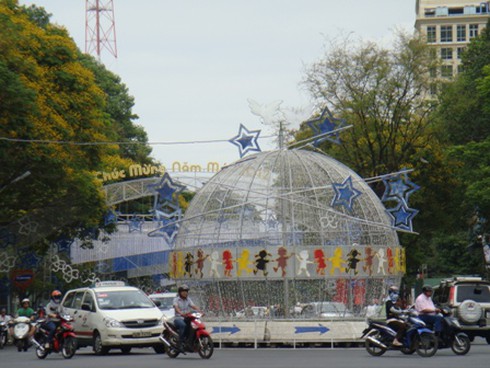 Tây đón Tết Tây ở Sài Gòn