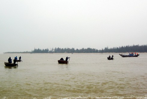 Tìm được thêm 3 quân nhân mất tích trên biển Cửa Đại