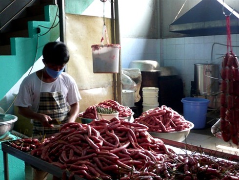 Thực phẩm bẩn tràn lan khắp nơi