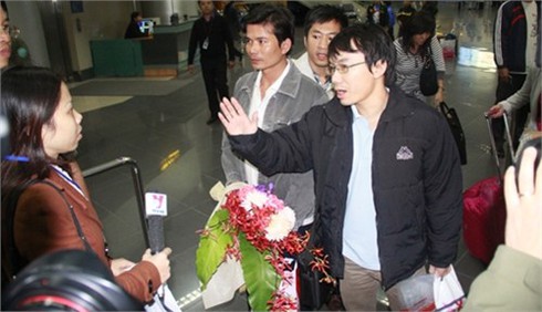 Thủy thủ sống sót từ tàu Vinalines Queen đã về tới Hà Nội