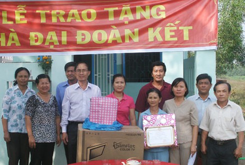 Không để bà con công giáo thiếu ăn trong dịp tết