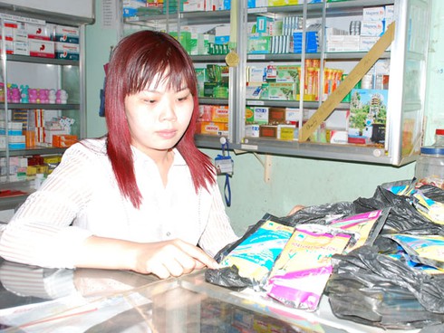 Tây Ninh: Giả danh nhân viên y tế lừa tiền tiệm thuốc tây