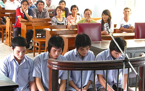 An Giang: Kết thúc điều tra vụ án “đồng tính” chấn động