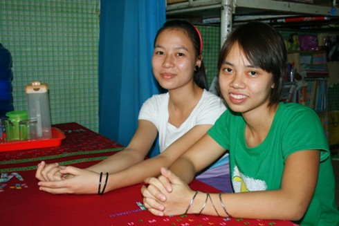 Tết này con không về!