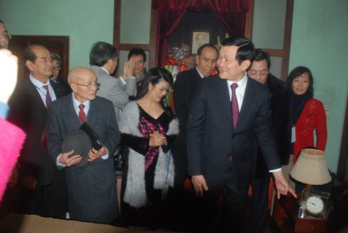 Ấm áp `Xuân Quê hương 2012`